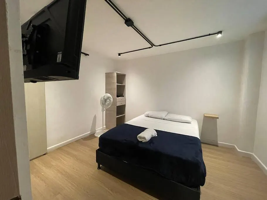 Descubre El Encanto Del Barrio Laureles Apartment Medellin