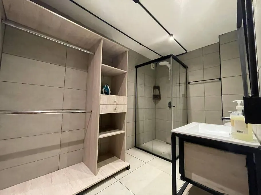 Descubre El Encanto Del Barrio Laureles Apartment Medellin